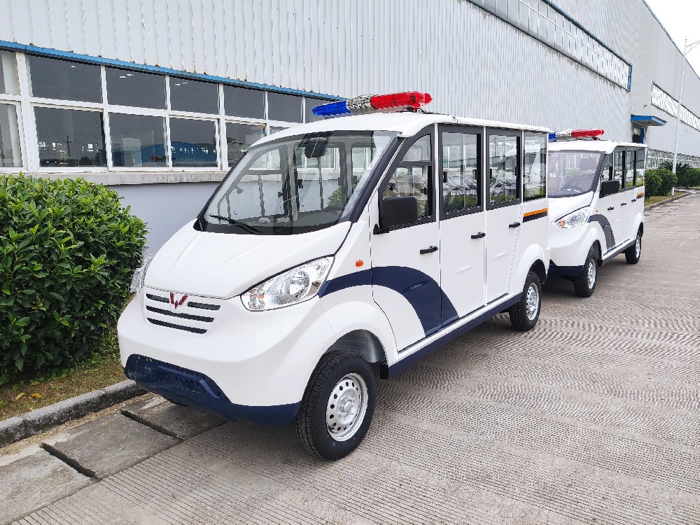 五菱電動巡邏車8座